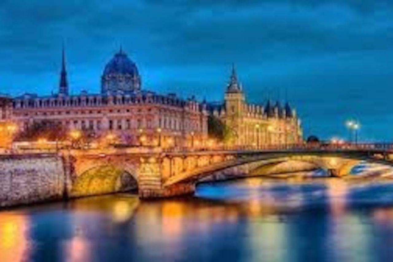 Charmant Studio Equipe Proche Paris Et Versailles Chaville Buitenkant foto