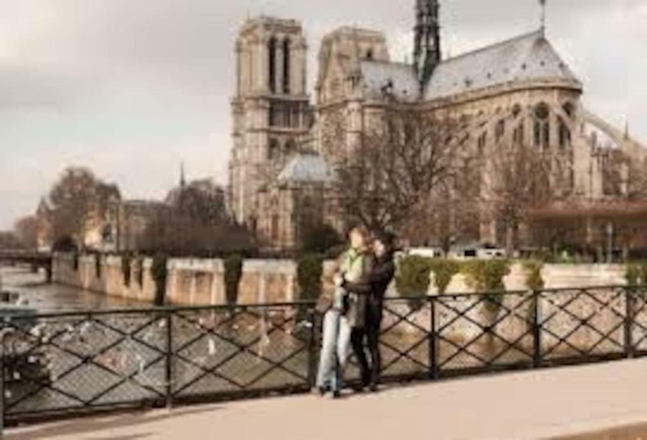 Charmant Studio Equipe Proche Paris Et Versailles Chaville Buitenkant foto