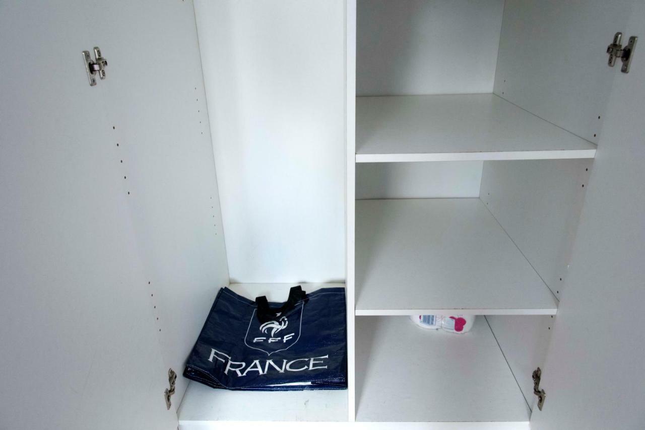 Charmant Studio Equipe Proche Paris Et Versailles Chaville Buitenkant foto