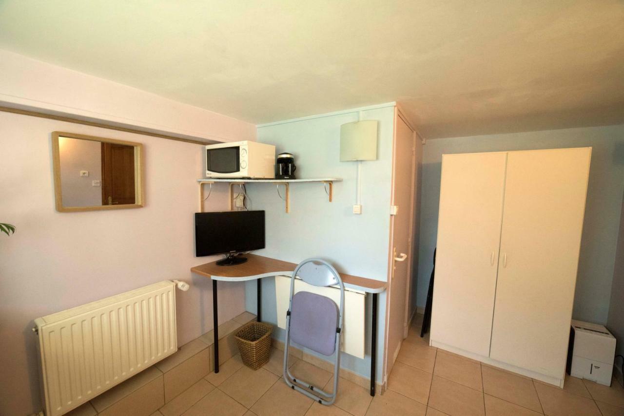 Charmant Studio Equipe Proche Paris Et Versailles Chaville Buitenkant foto
